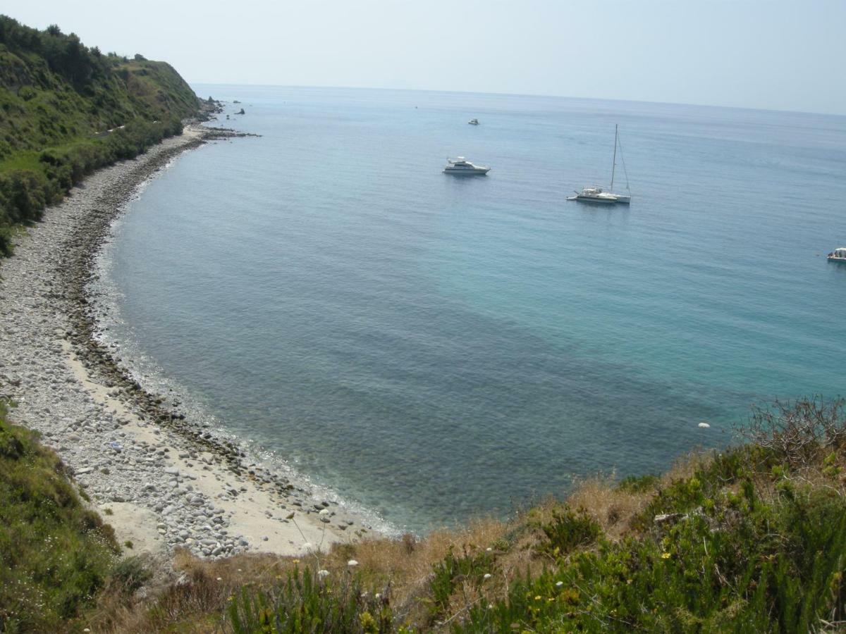 Villa Isabella Zambrone Esterno foto